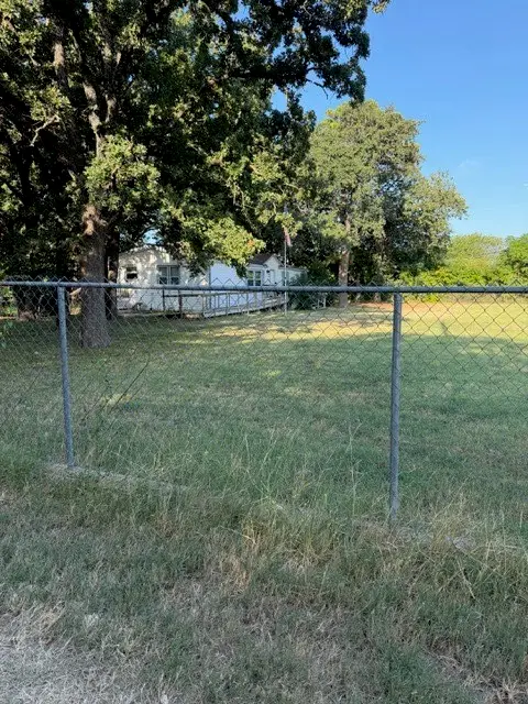 4004 Curry Road #A, Arlington, TX 76001 - #2