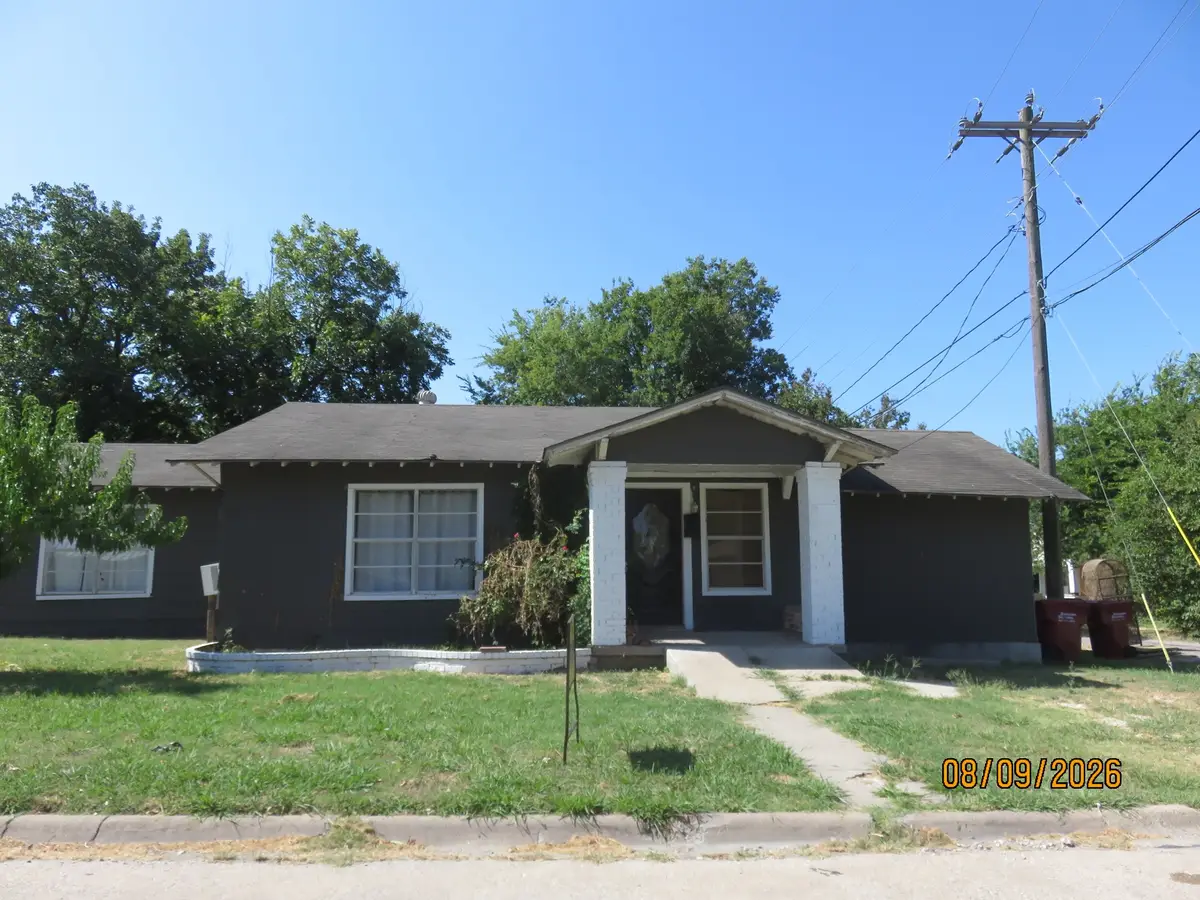 315 Maple Street, Farmersville, TX 75442 - #1