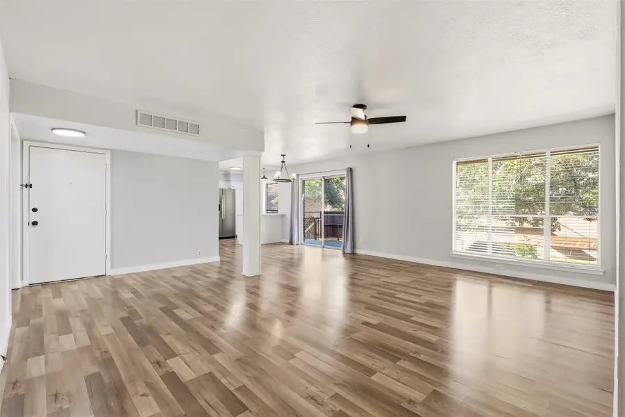 10526 Stone Canyon Road #201, Dallas, TX 75230 - #2