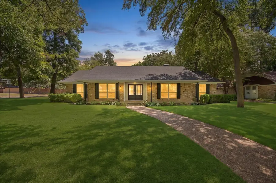 1049 Forest Grove Drive, Dallas, TX 75218 - #3