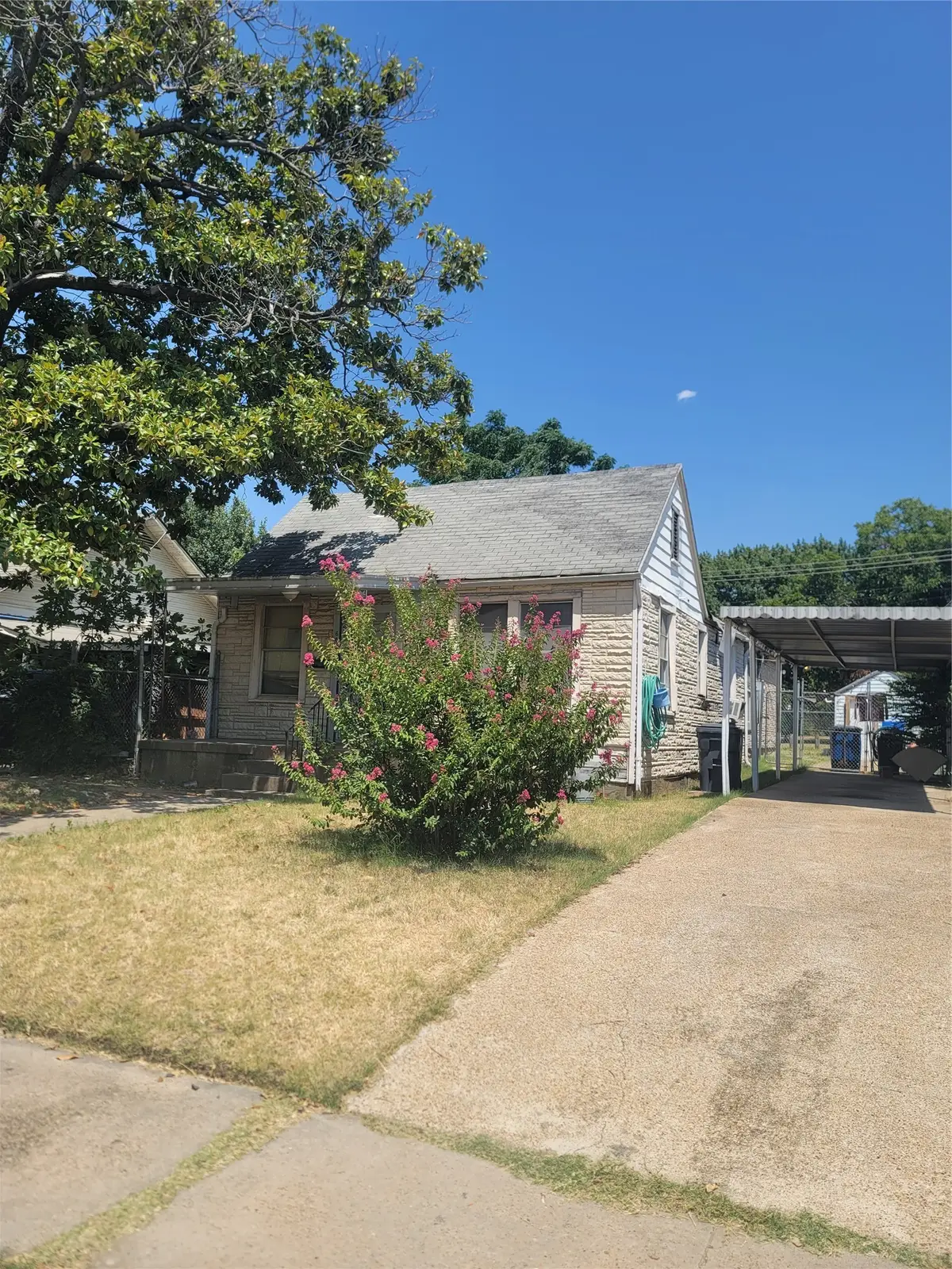 6826 Victoria Avenue, Dallas, TX 75209 - #1