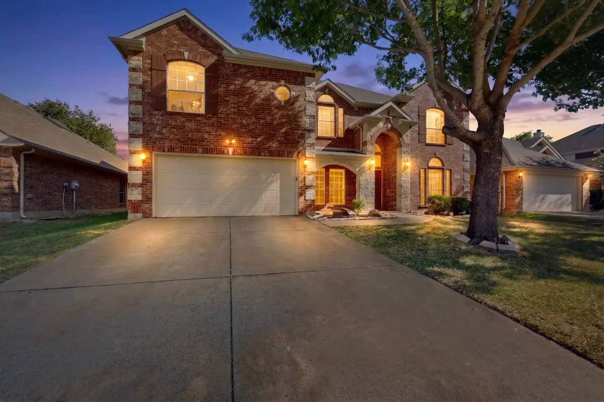 5919 Ridgeway Drive, Grand Prairie, TX 75052 - #1