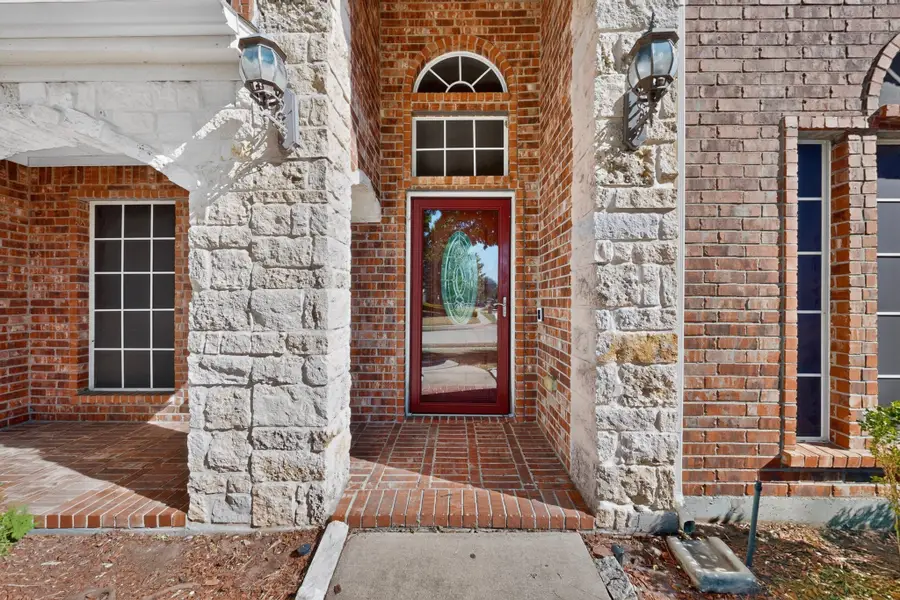 5919 Ridgeway Drive, Grand Prairie, TX 75052 - #3