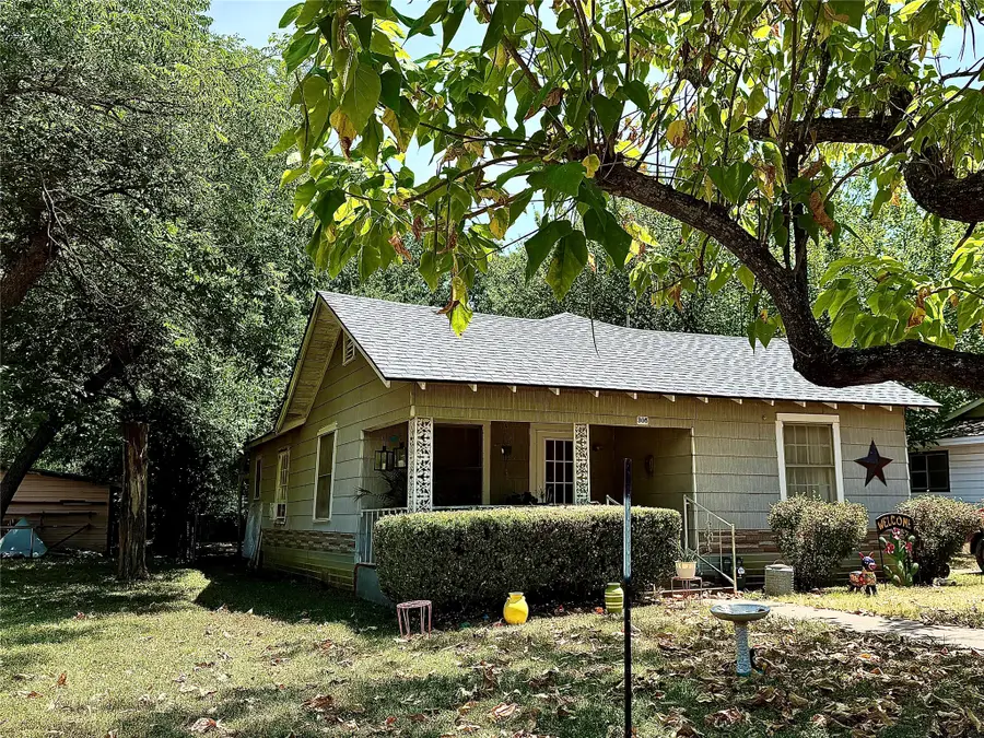 305 Williams Avenue, Cleburne, TX 76033 - #3
