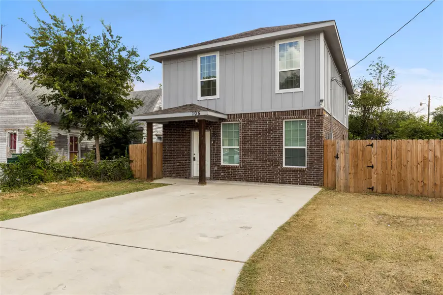 105 Lamar Street, Hillsboro, TX 76645 - #2