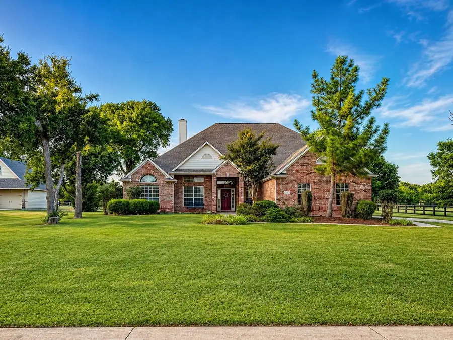 7517 Rodeo Drive, Denton, TX 76208 - #2