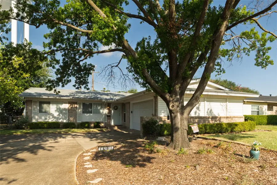 3605 Pleasant Run Road, Irving, TX 75062 - #2