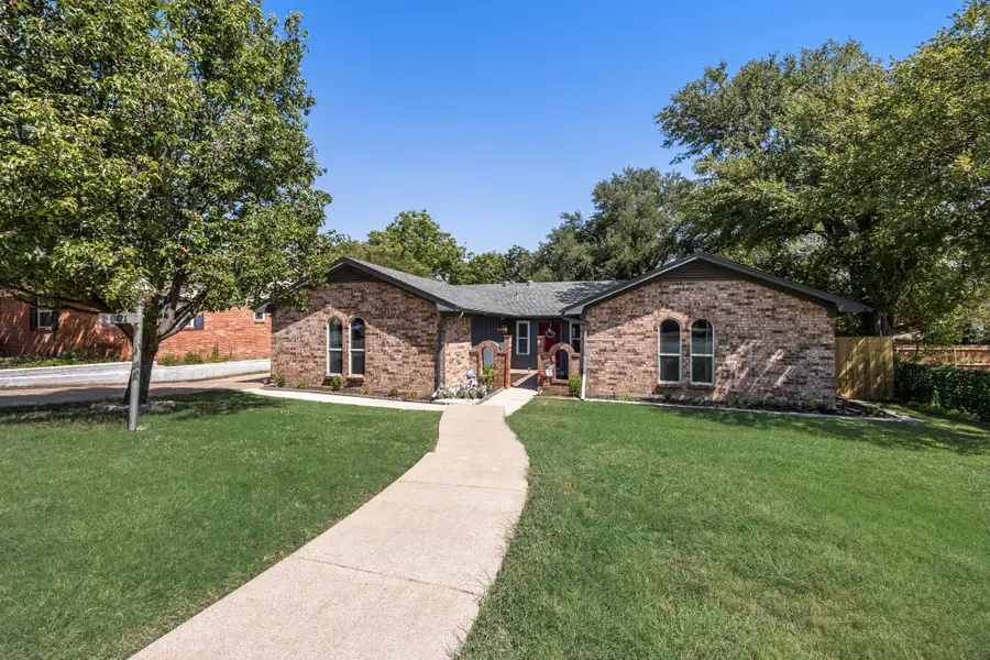 4825 Barnett Street, Fort Worth, TX 76103 - #2