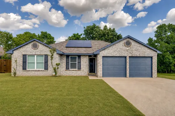 6411 Brooklawn Drive, Arlington, TX 76018