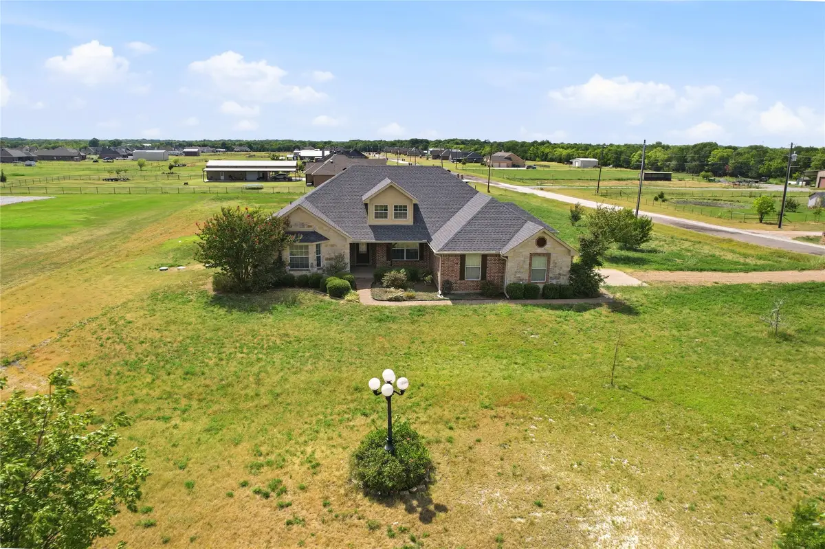 101 Cheyenne Trail, Trenton, TX 75490 - #1