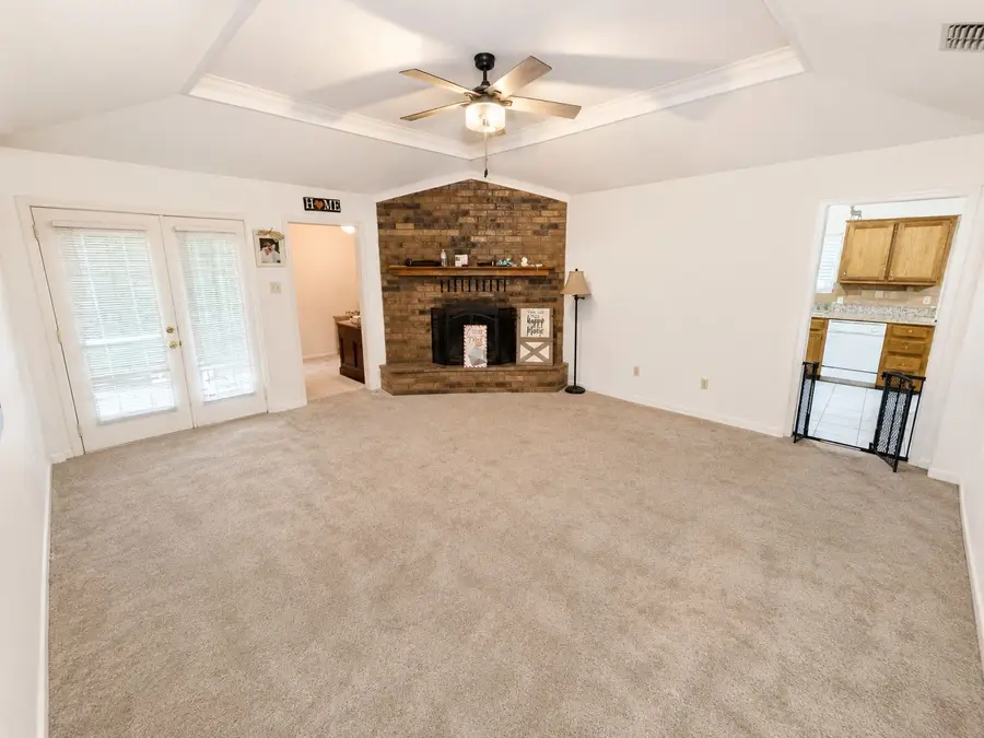 200 Lakewood Drive, Longview, TX 75604 - #2