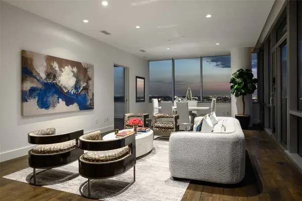 2200 Victory Avenue #2007, Dallas, TX 75219