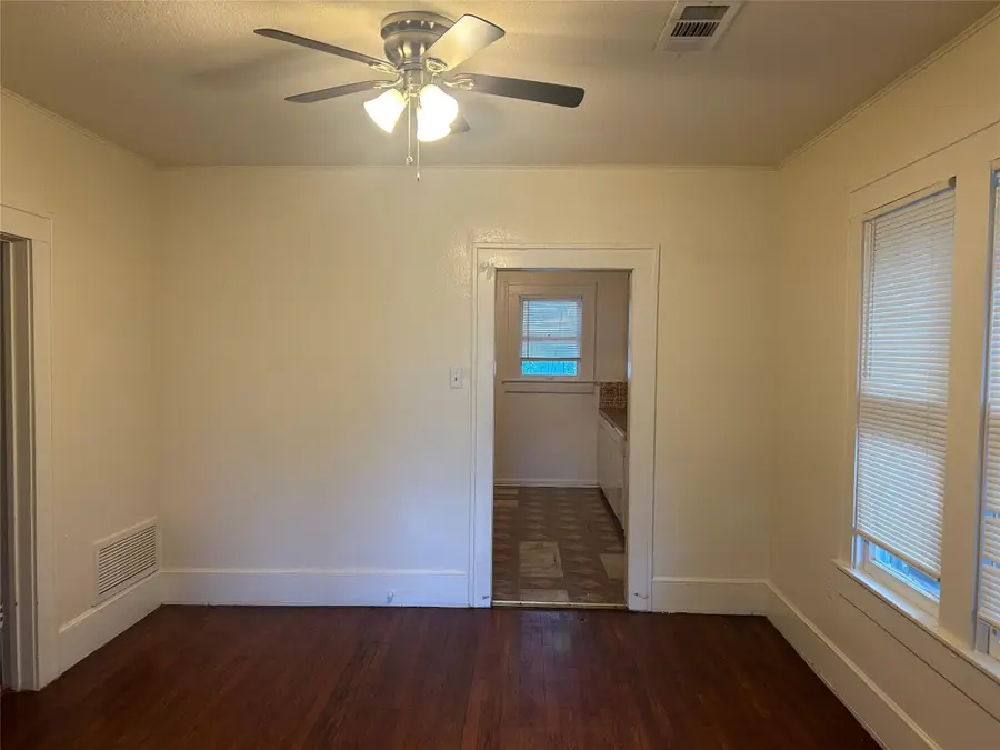 1138 Pioneer Drive, Dallas, TX 75224 - #2