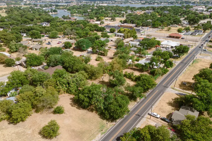 713 N Houston Street, Granbury, TX 76048 - #3