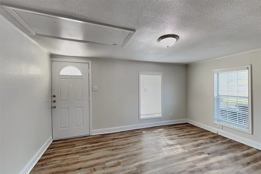 517 Isbell Road, Fort Worth, TX 76114 - #2