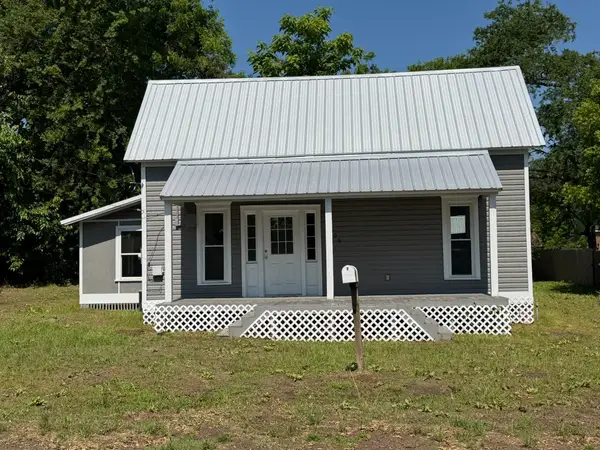 206 Live Oak, Winnsboro, TX 75494