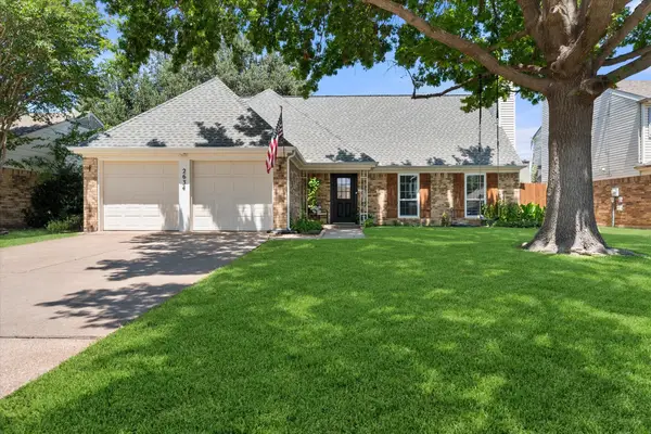2634 Channing Drive, Grand Prairie, TX 75052