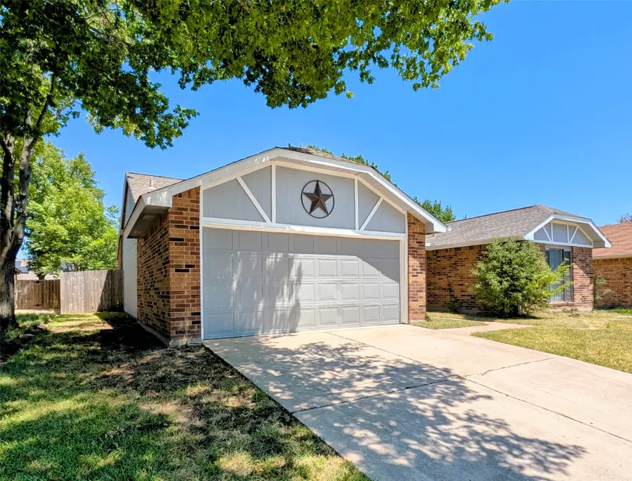 2301 Villanova Street, Arlington, TX 76018 - #2