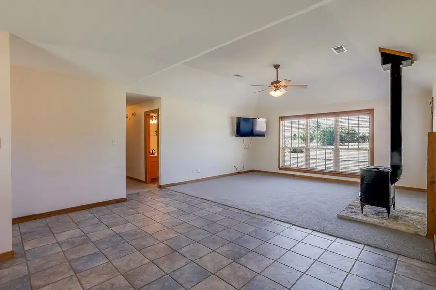 4024 J Rendon Road, Burleson, TX 76028 - #3