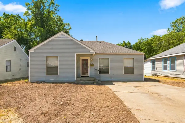 1013 Oak Street, Grand Prairie, TX 75050