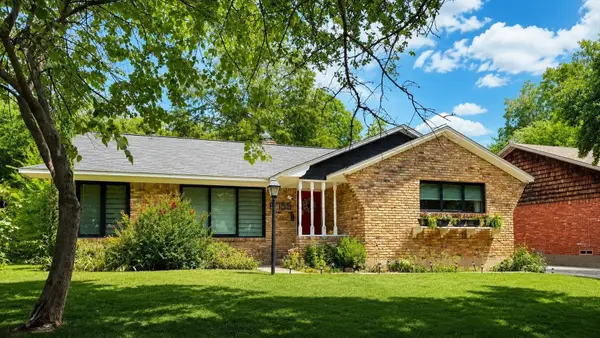 6755 E Mockingbird Lane, Dallas, TX 75214