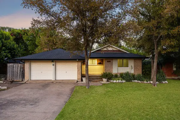 8938 Angleton Place, Dallas, TX 75243