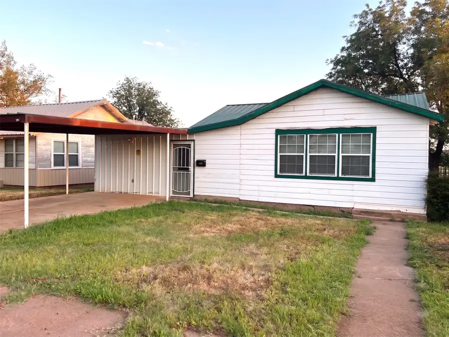 422 W Harris Street, Spur, TX 79370 - #2
