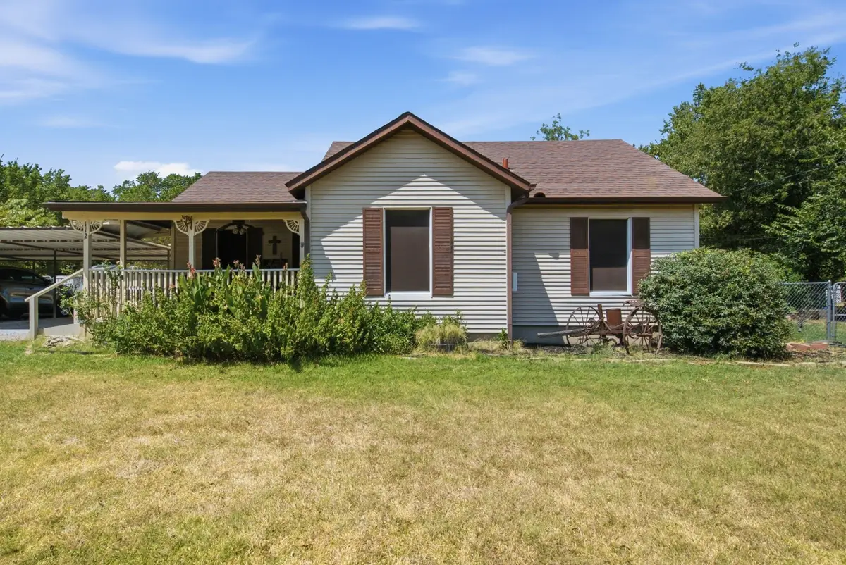 112 Sandra Drive, Azle, TX 76020 - #1