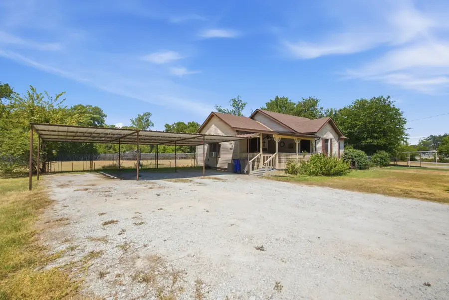 112 Sandra Drive, Azle, TX 76020 - #3