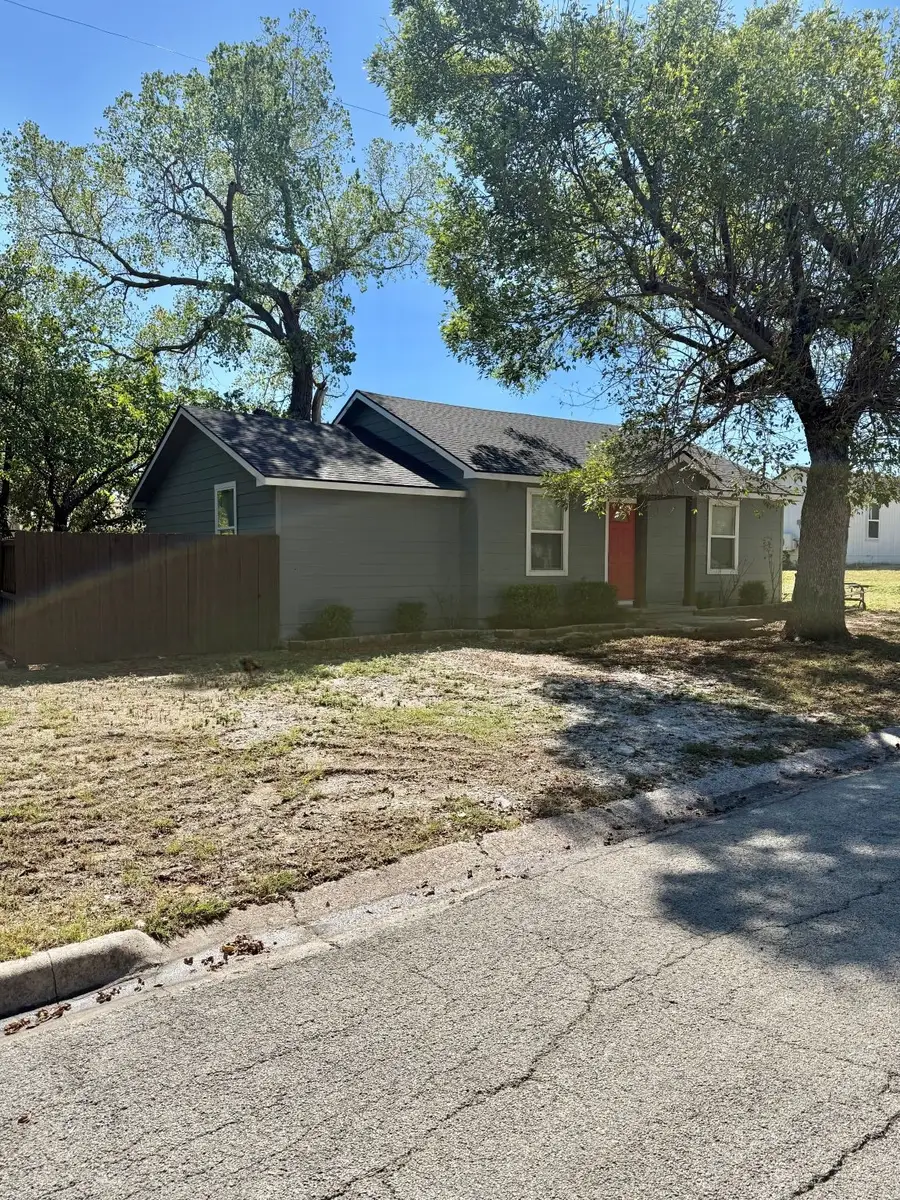505 Cummins Street, Bowie, TX 76230 - #2