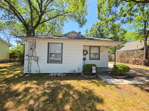 1043 Blaylock Circle S, Irving, TX 75061