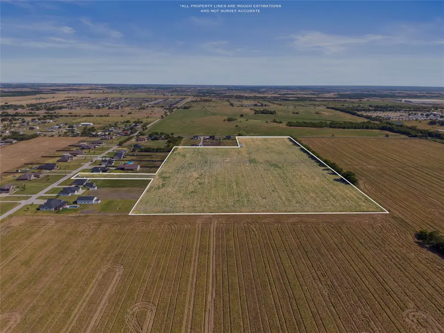 3885 Lois Road W, Sanger, TX 76266 - #3