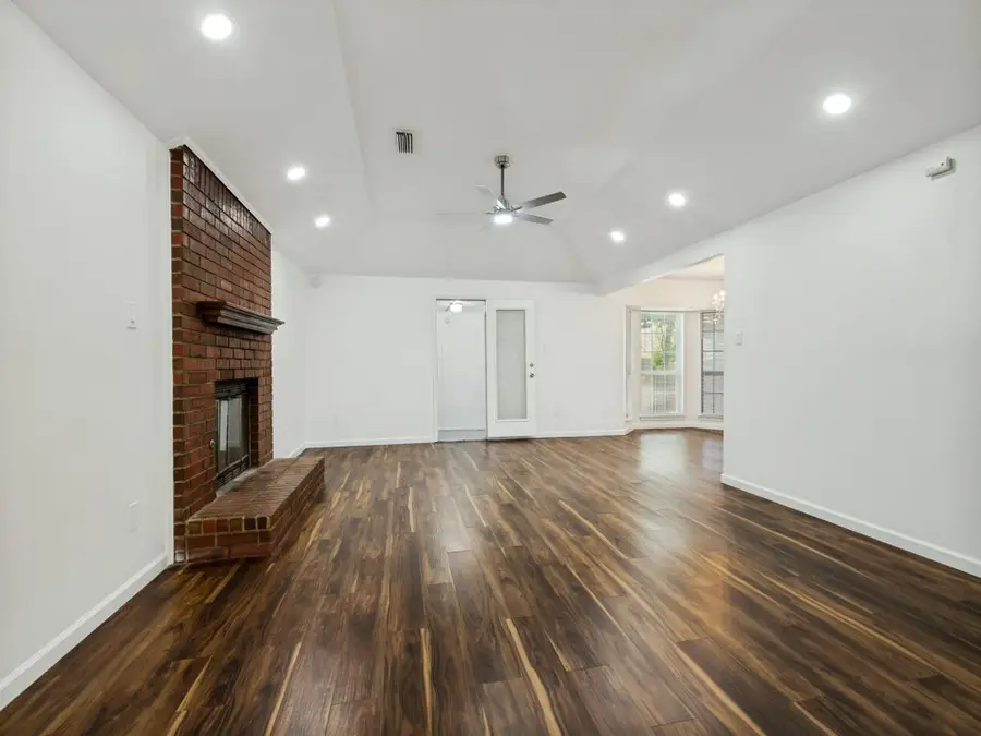 3716 Royal Valley Road, Grand Prairie, TX 75052 - #3