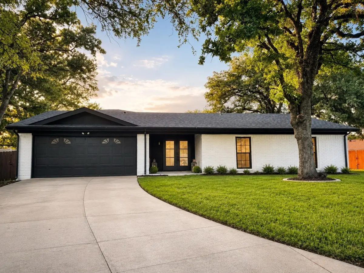 2916 Jason Court, Fort Worth, TX 76112 - #1