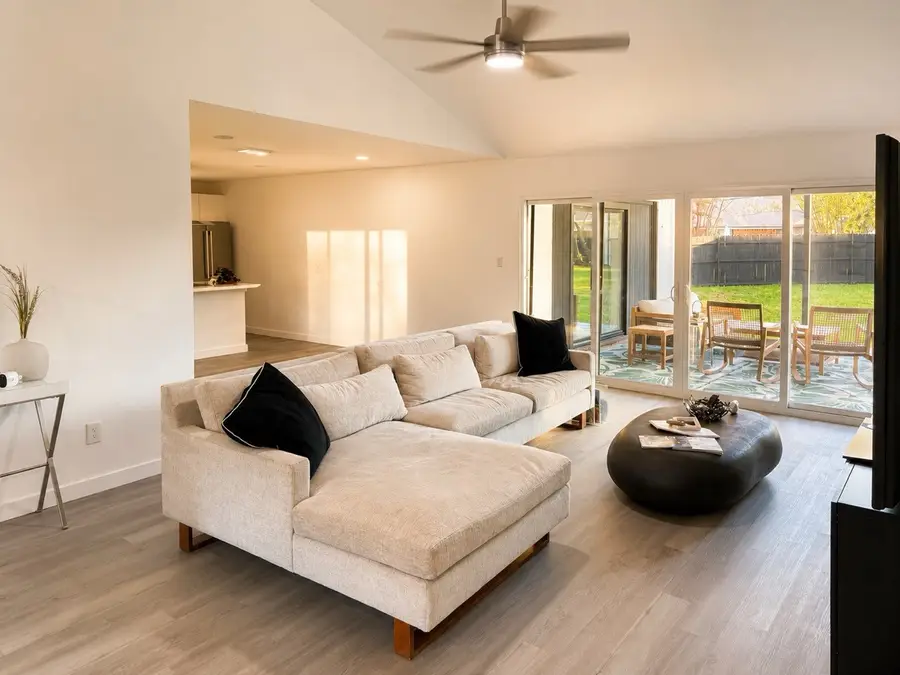 2916 Jason Court, Fort Worth, TX 76112 - #3