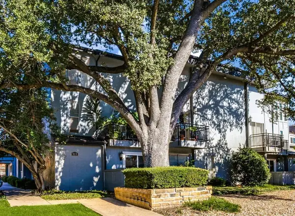 4020 Holland Avenue #213, Dallas, TX 75219