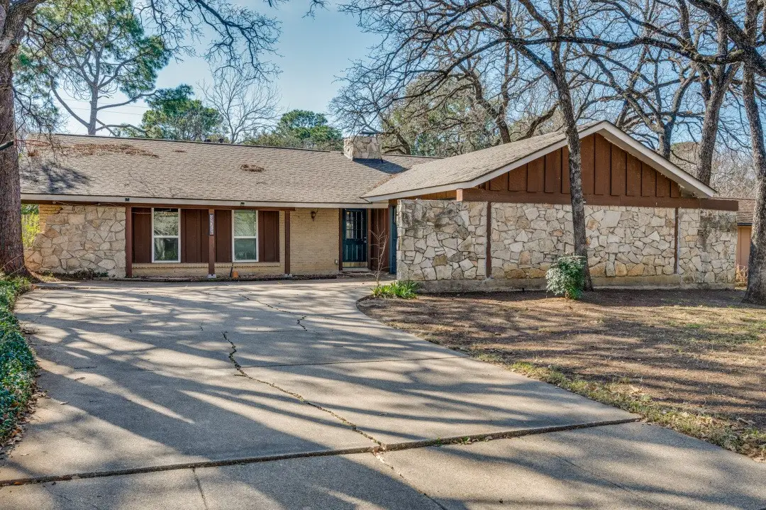 3406 Halifax Drive, Arlington, TX 76013 - #1