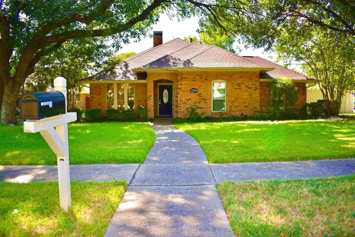 2214 Shannon Lane, Richardson, TX 75082 - #1
