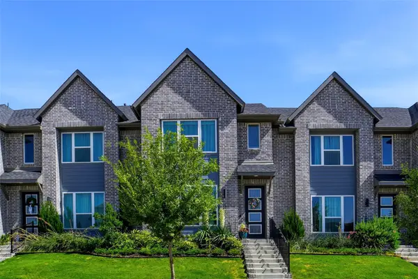 1085 Carnation Drive, Crowley, TX 76036