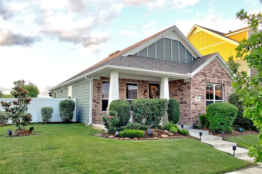 1409 Ellis Lane, Aubrey, TX 76227 - #2