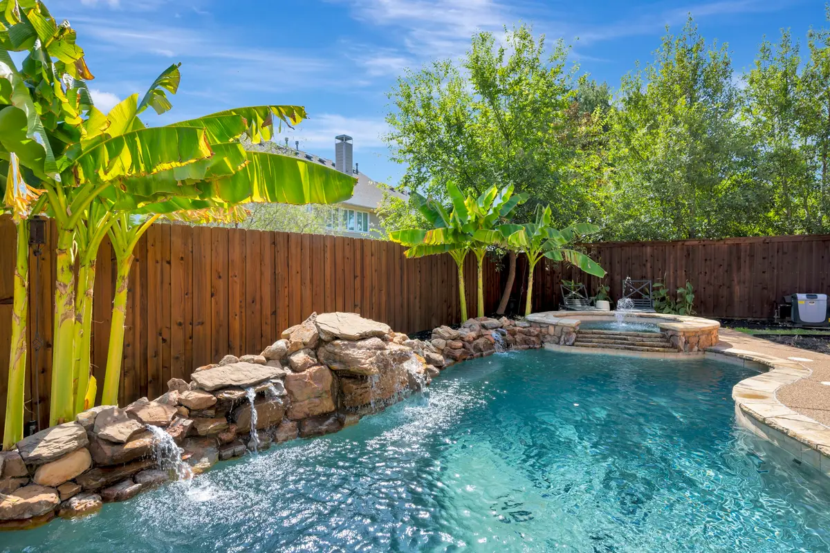 956 Water Oak Drive, Grapevine, TX 76051 - #1