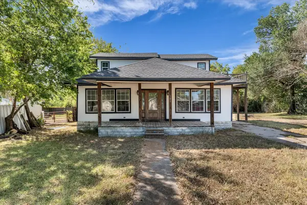 101 S Archer Street, Groesbeck, TX 76642