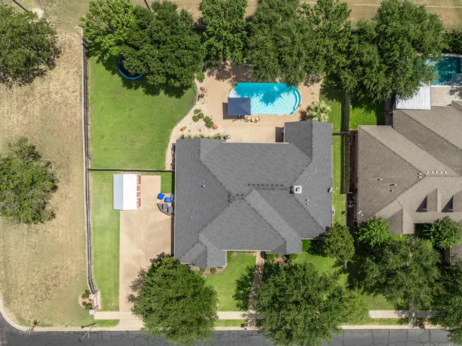 100 Painted Horse Trail, Waco, TX 76712 - #3