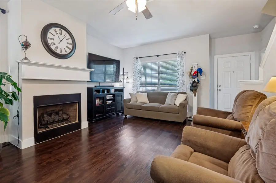 909 Cope Street, Mansfield, TX 76065 - #2