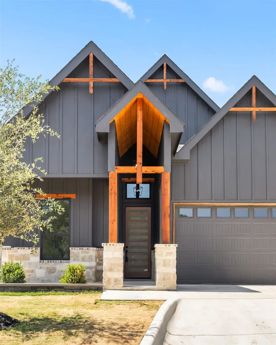 3201 NW 33rd Street, Fort Worth, TX 76106 - #2