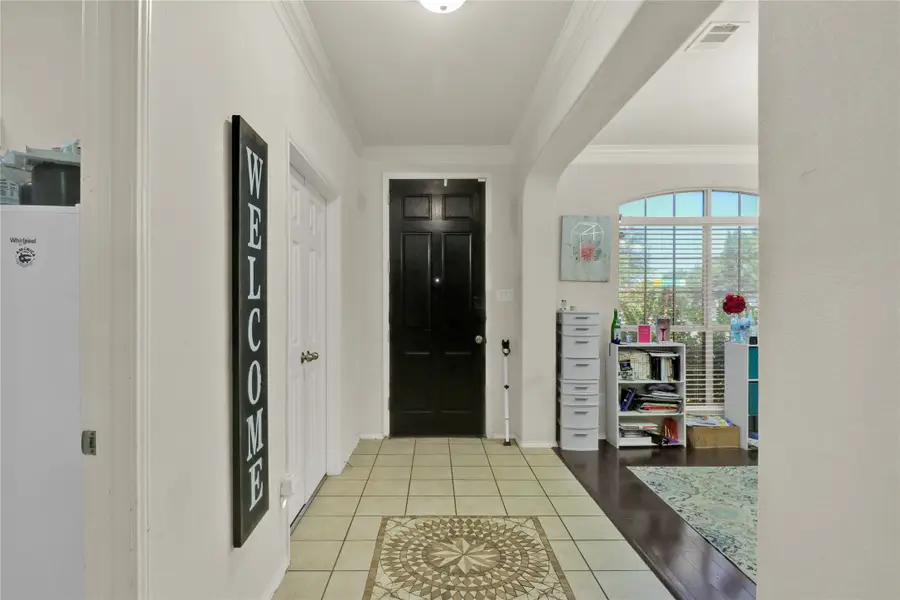 4951 Eyrie Court, Grand Prairie, TX 75052 - #2