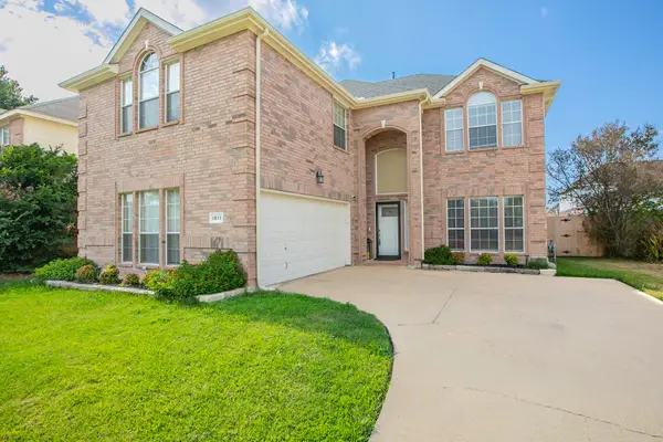 1511 Brighton Drive, Mansfield, TX 76063