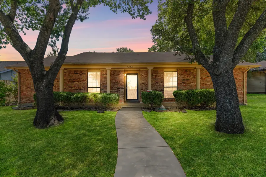 7212 Field View Lane, Dallas, TX 75249 - #3