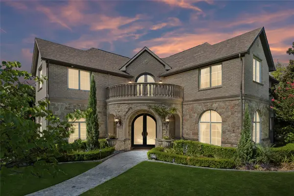 2404 Hollow Hill Lane, Lewisville, TX 75056