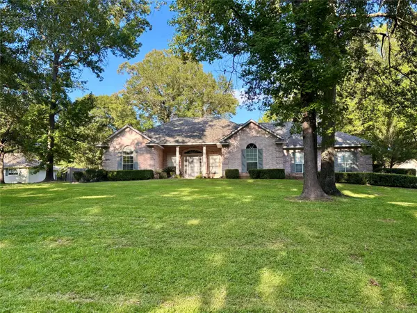 7079 Pine Oak Lane, Greenwood, LA 71033